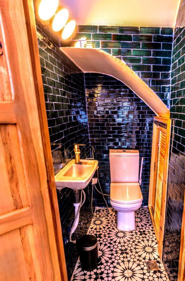 Old World Charm, Modern Comfort Chefchaouen Luaran gambar